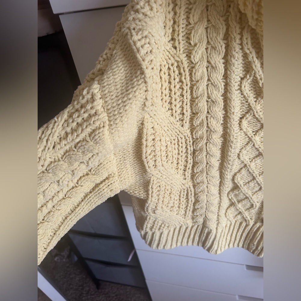 Hazel Moon Cozy Yellow Cable Big Button Hooded Knit Cardigan - Picture 3 of 12